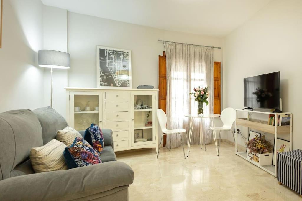 Pajaritos Center Suite By Valcambre Sevilla Exterior foto
