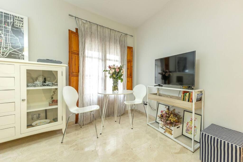 Pajaritos Center Suite By Valcambre Sevilla Exterior foto